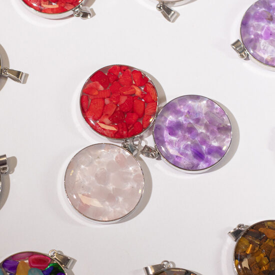 Кулоны из натуральных камней