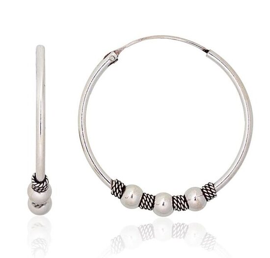 Sidabriniai auskarai moterims