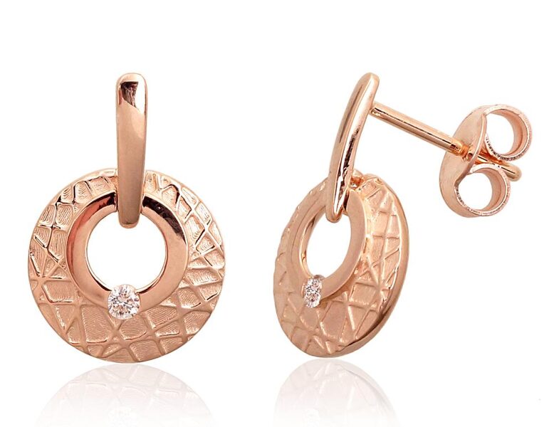 Zelta auskari nagliņas