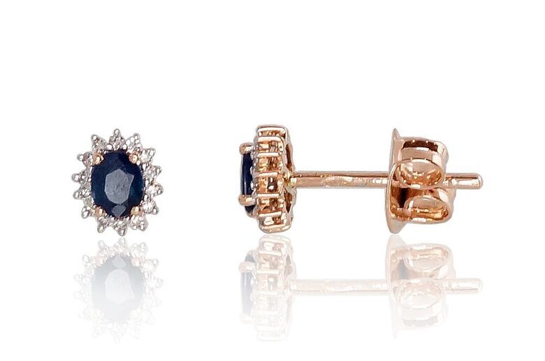 Zelta auskari-nagliņas ar safīru un briljantiem – 585° sarkanais zelts ar rodija pārklājumu