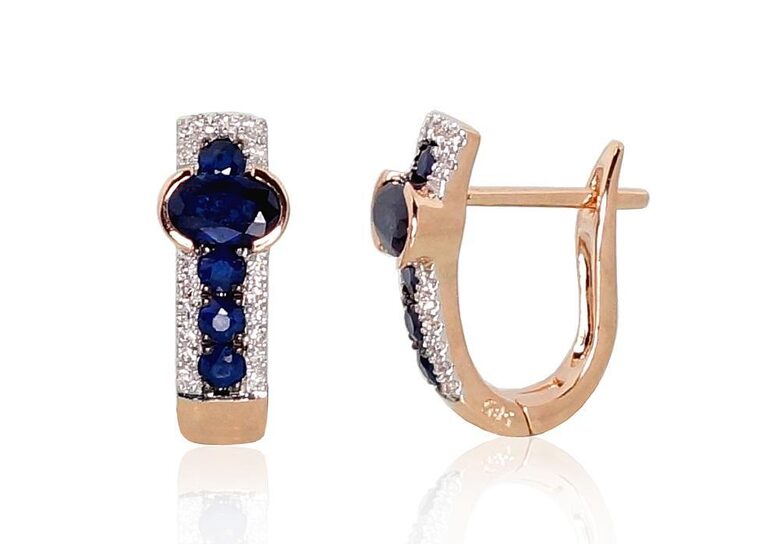 Zelta auskari ar safīru un briljantiem, “angļu” slēdzējs – 585° sarkanais zelts ar rodija pārklājumu