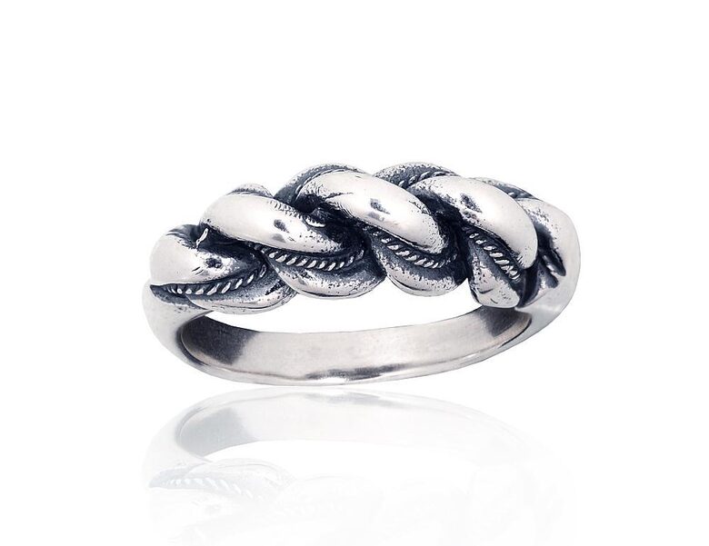 Sudraba Nameja gredzens, 925° sudrabs ar oksīda pārklājumu, 19. izm.