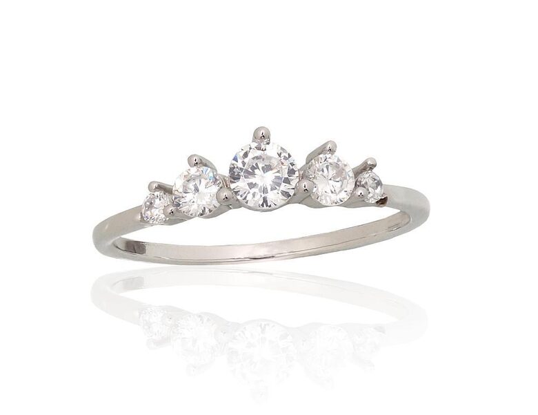 Sudraba gredzens ar cirkoniem, 925° sudrabs, rodija pārklājums izmērs 16.5