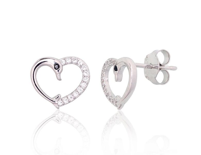 Sudraba auskari-nagliņas “Gulbis Sirdī”, 925° sudrabs ar rodija pārklājumu, cirkoni