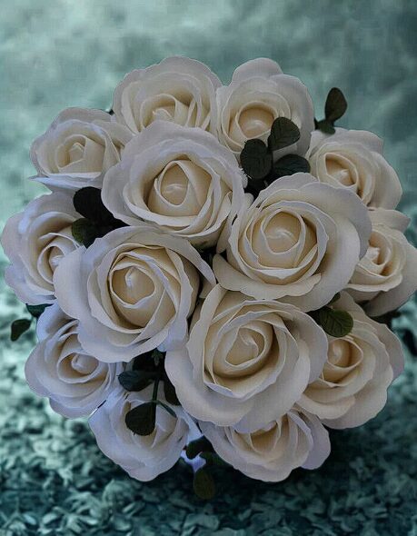 Ziepju ziedu dekors White royal