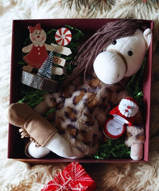 Christmas gift box with horse Nicole and silver earrings “Reindeer”