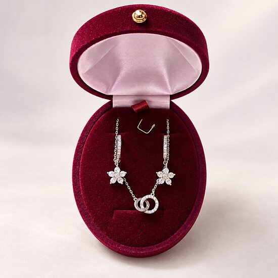 Silver Jewellery Set with Cubic Zirconia – Circle Motif Necklace and Earrings