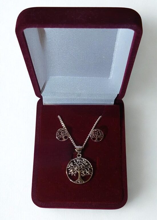 Sidabro papuošalų rinkinys „Gyvybės medis“ – pakabukas, auskarai ir grandinėlė