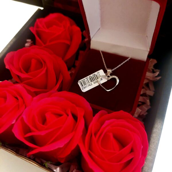 Подарок для неё – Серебро и Розы