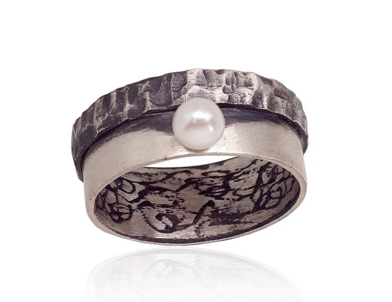 Sterling Silver Pearl Ring – Oxidized 925 Silver, Size 18.5