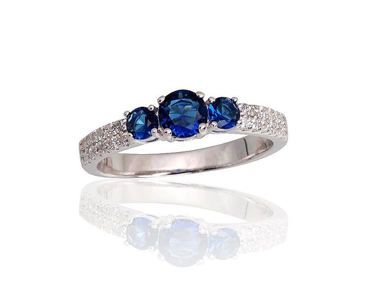 Sudraba gredzens , Sudrabs 925°, rodijs (pārklājums), Cirkoni 