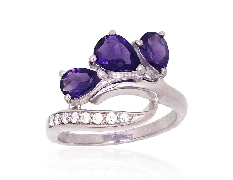 Sidabrinis žiedas su ametistu ir cirkoniais, 16,5 dydis