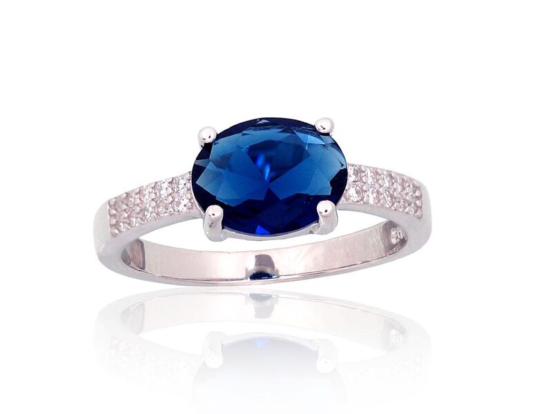 Sudraba gredzens , Sudrabs 925°, rodijs (pārklājums), Cirkoni  18