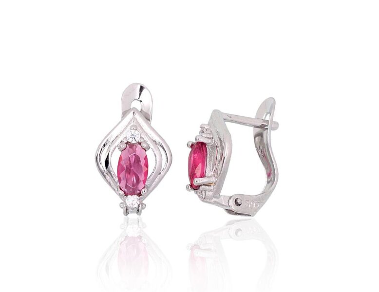 Vaikiški sidabriniai auskarai su „anglišku“ užsegimu ir rožiniais cirkoniais