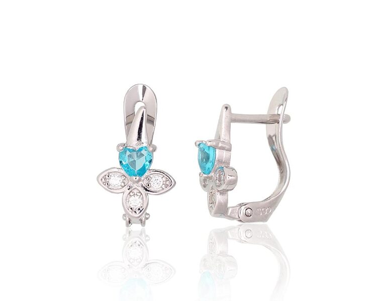 Vaikiški sidabriniai auskarai su „anglišku“ užsegimu ir mėlyno cirkonio širdute