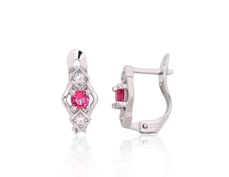 Vaikiški sidabriniai auskarai su „anglišku“ užsegimu ir rožiniais cirkoniais