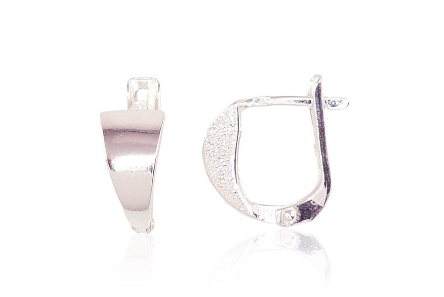 Женские серебряные серьги с английским замком