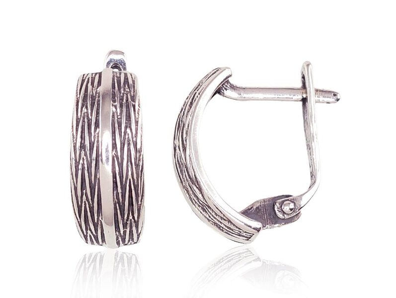 Женские серебряные серьги с «английским» замком