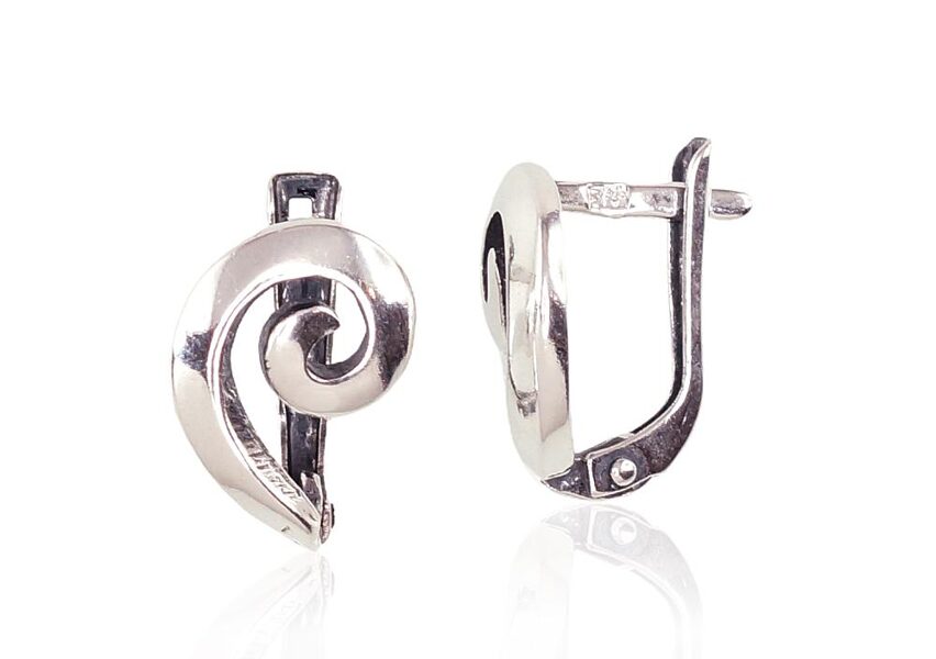 Sudraba auskari ar 'angļu' slēdzi , oksīda pārklājumu
