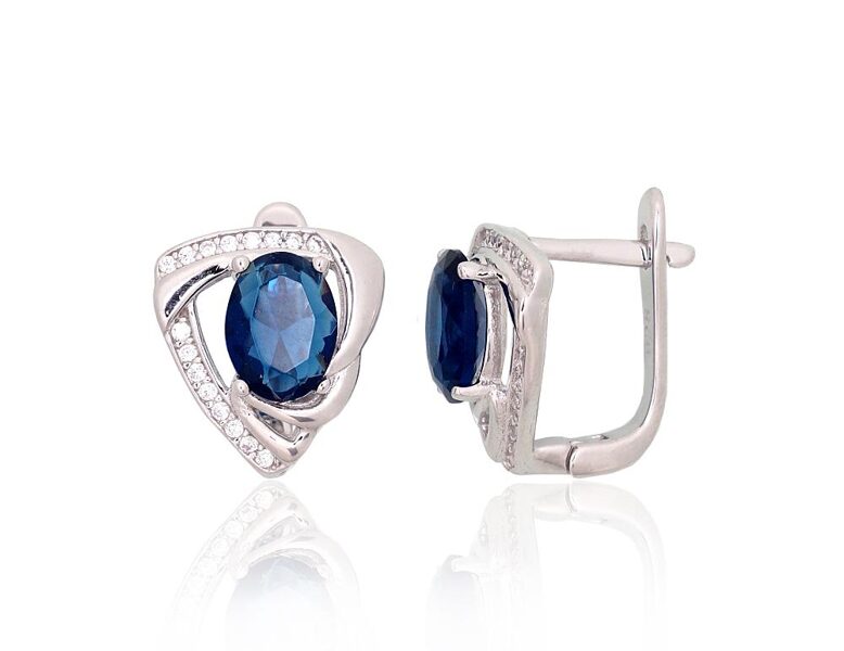 Sudraba auskari ar 'angļu' slēdzēju , Sudrabs 925°, rodijs (pārklājums), Cirkoni, 3.9 gr., izmērs: -, garums mm: 13