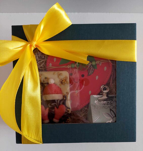 Dāvana meitenei medus zemene