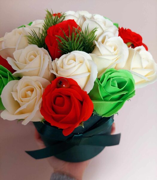 Vannas ziedi Ziemassvētku dekors/pušķis