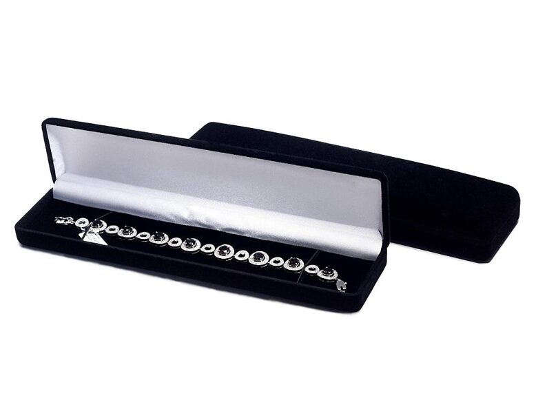 Подарочная коробочка для браслета, цепочки или часов – чёрная