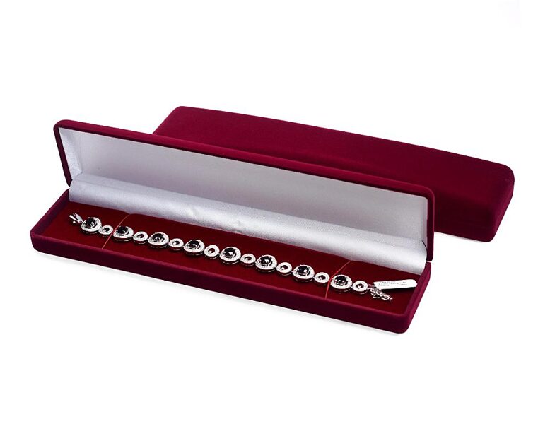 Подарочная коробочка для браслета, цепочки или часов – бордовая