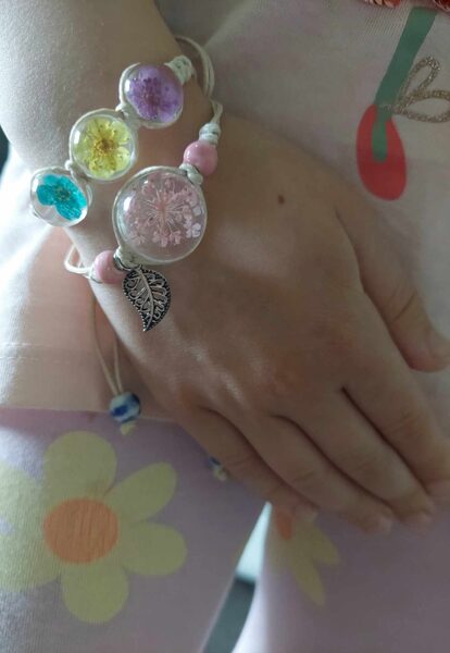 Presēto ziedu rokassprādze - Skaists zieds un lapa   PFJ-10